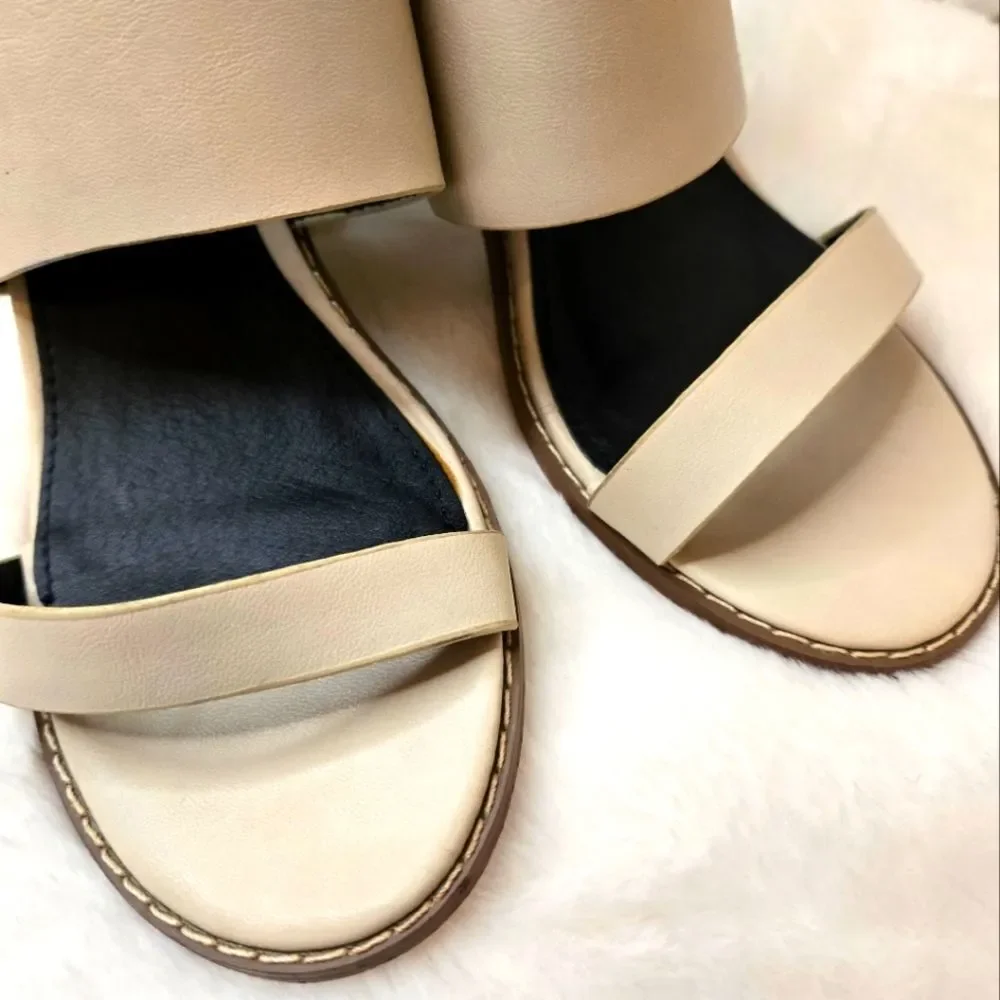 French Connection Women's Lori Block Heel Dress Sandals Size: 6 Elegant Cream